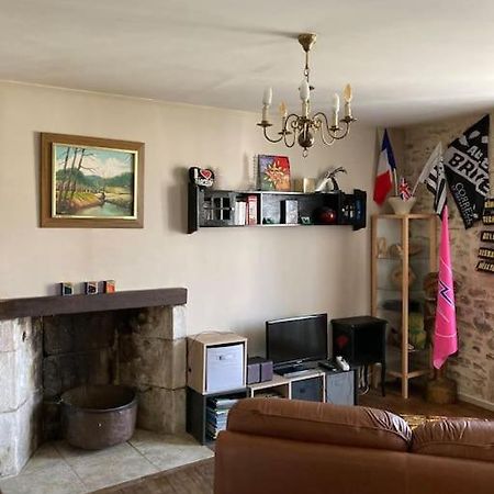 Grand Appartement Tres Clair Pres Centre Ville Argentat Kültér fotó